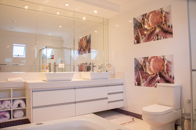 A-stylish-bathroom